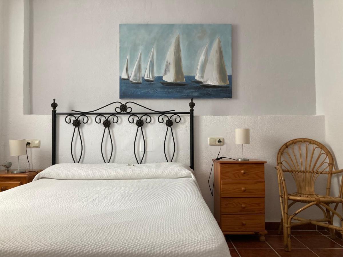 Hostal San Juan ซาโลเบรญา ภายนอก รูปภาพ