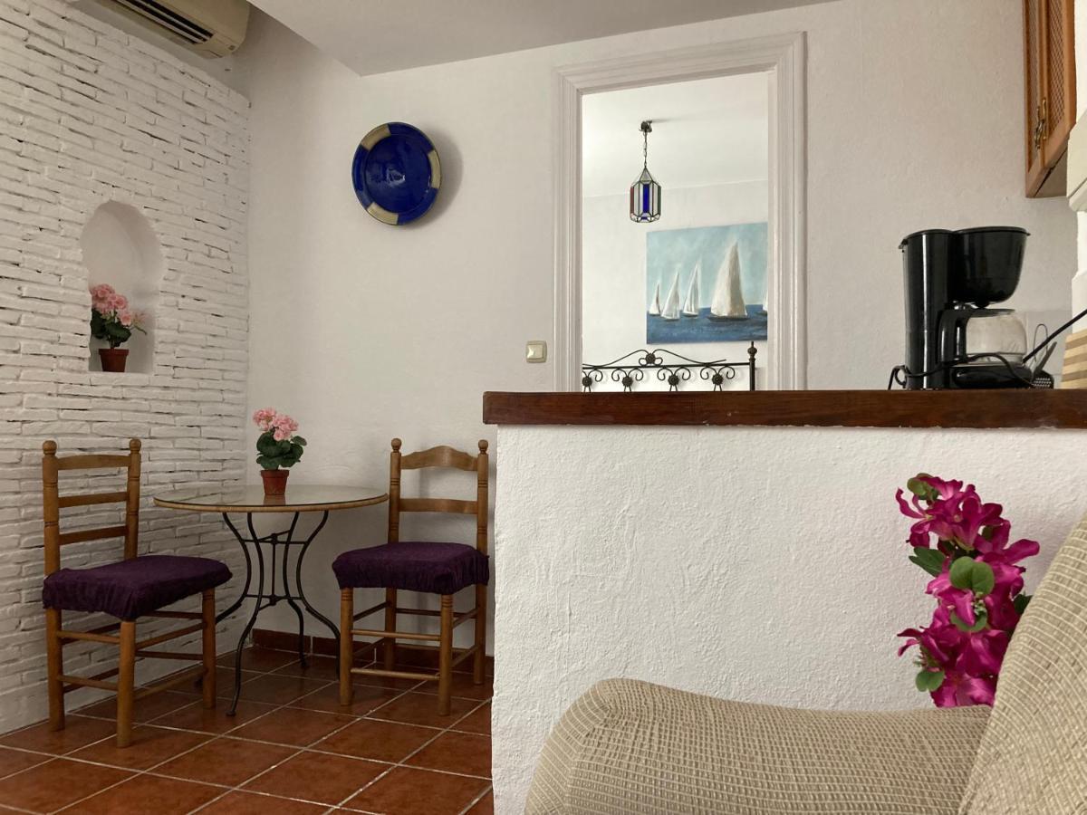 Hostal San Juan ซาโลเบรญา ภายนอก รูปภาพ
